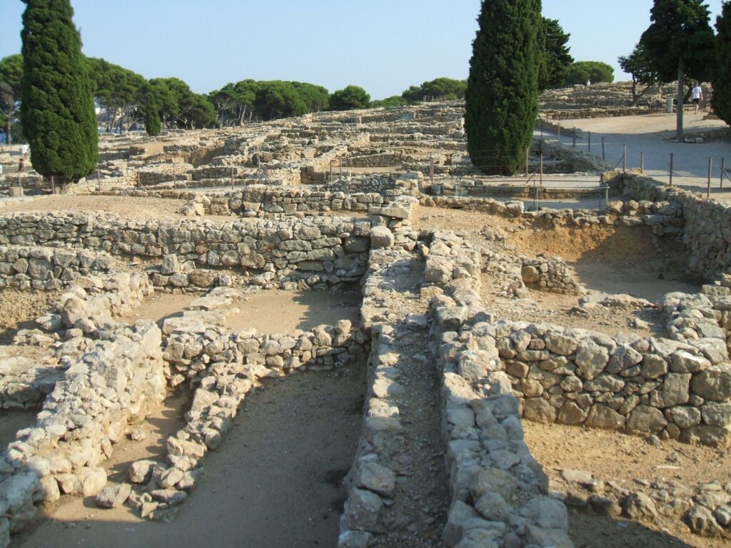 Vista de las ruinas de la Neápolis de Empúries.